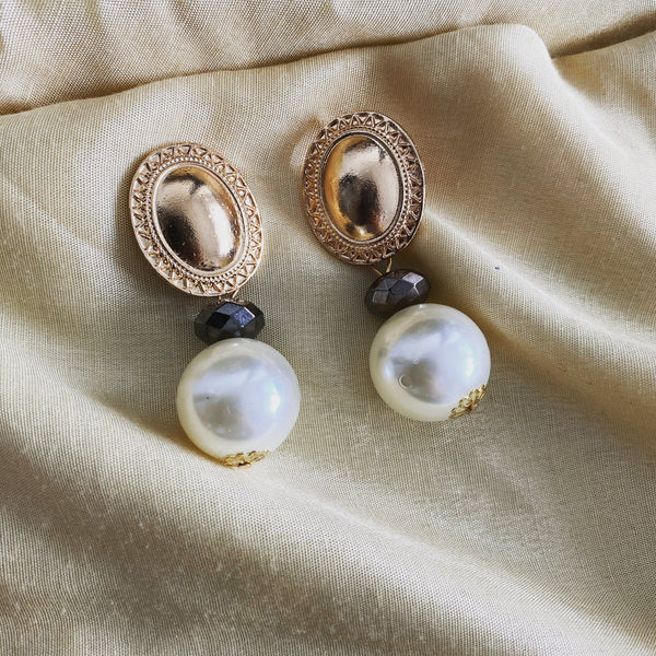 Gold Pearl Drop Earrings